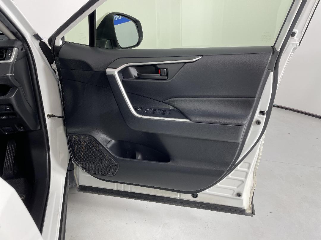 Photo '15' of Toyota Rav4 Photo '15' of Toyota Rav4