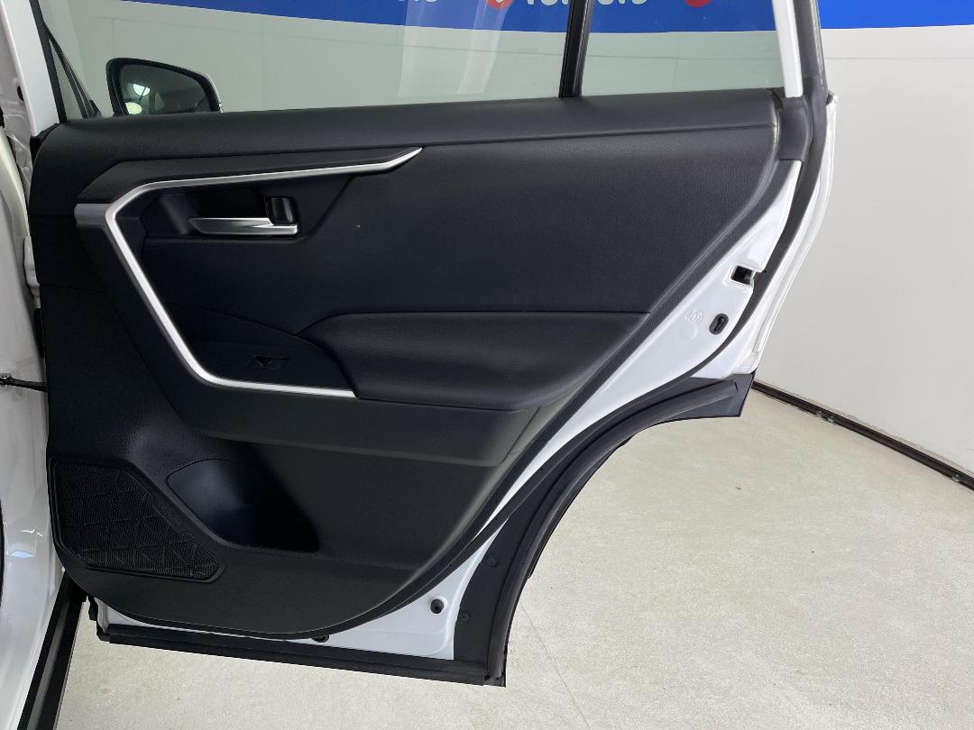 Photo '19' of Toyota Rav4