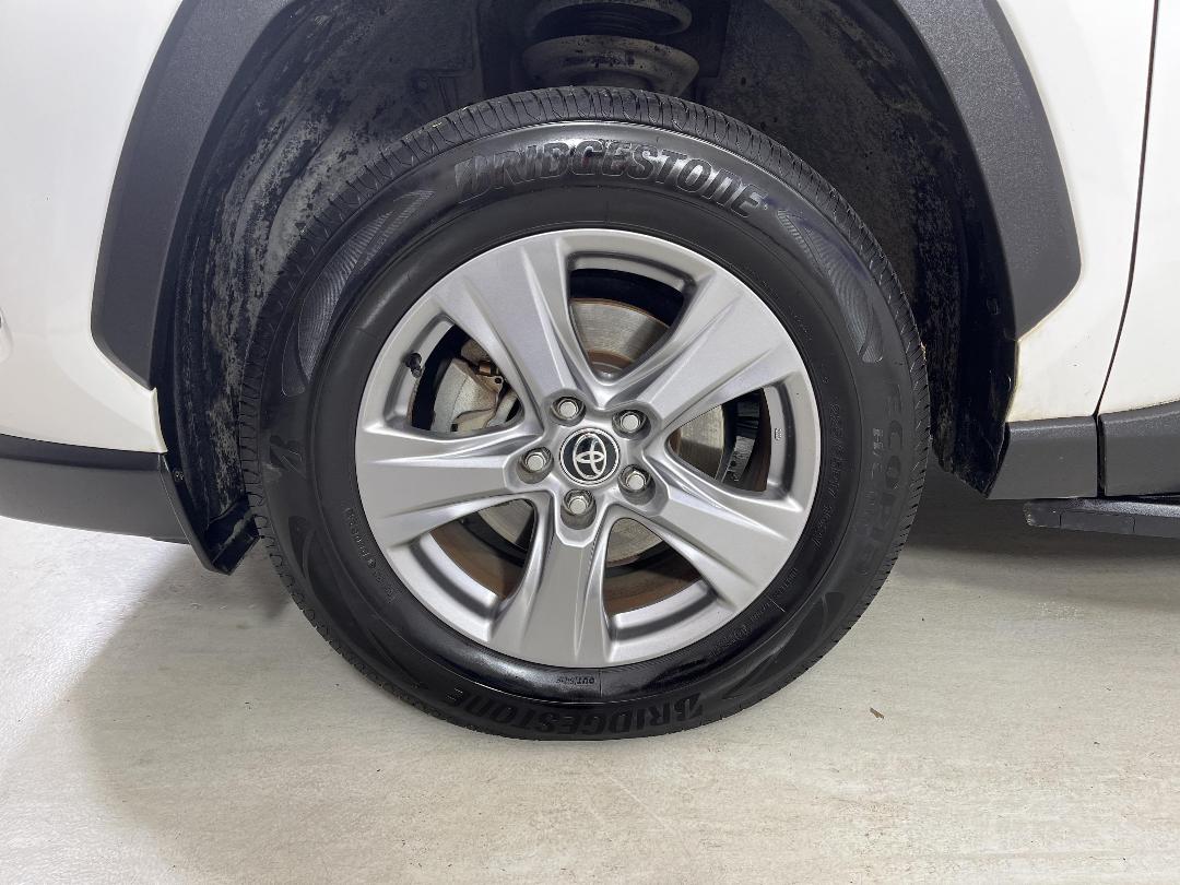 Photo '10' of Toyota Rav4 Photo '10' of Toyota Rav4