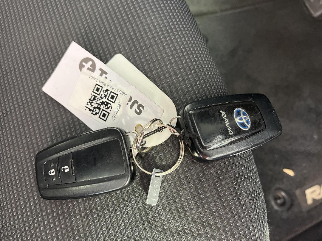 Photo '22' of Toyota Rav4