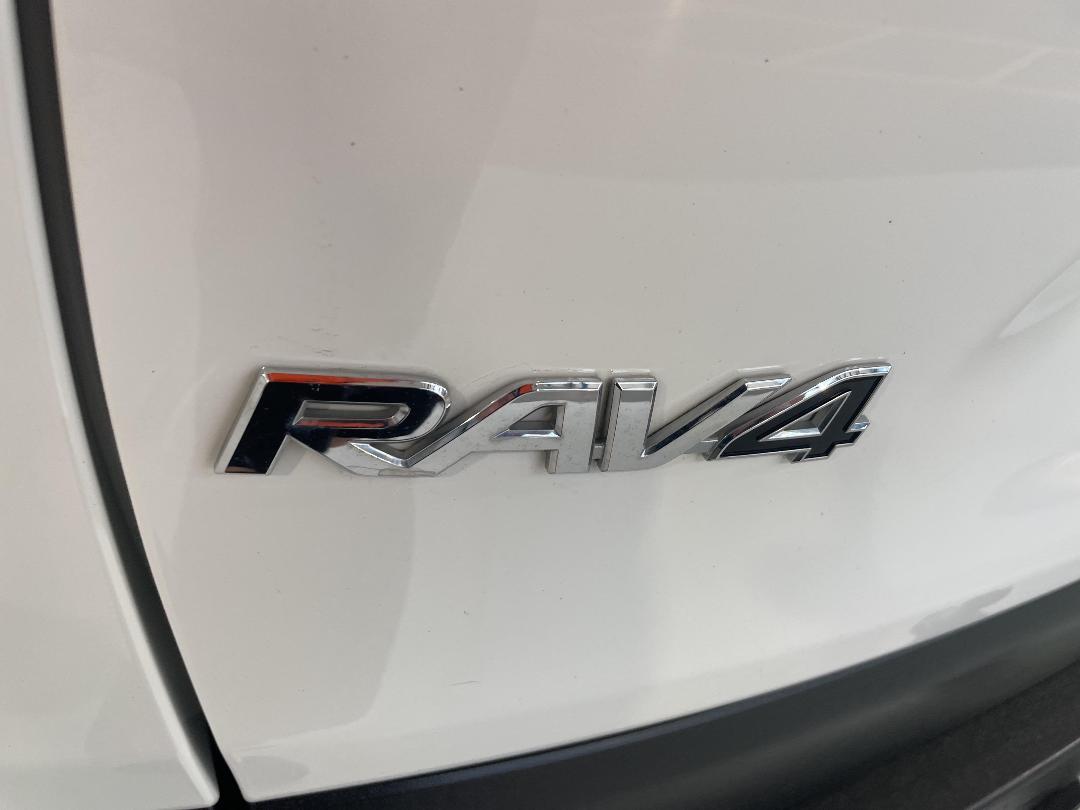 Photo '37' of Toyota Rav4 Photo '37' of Toyota Rav4