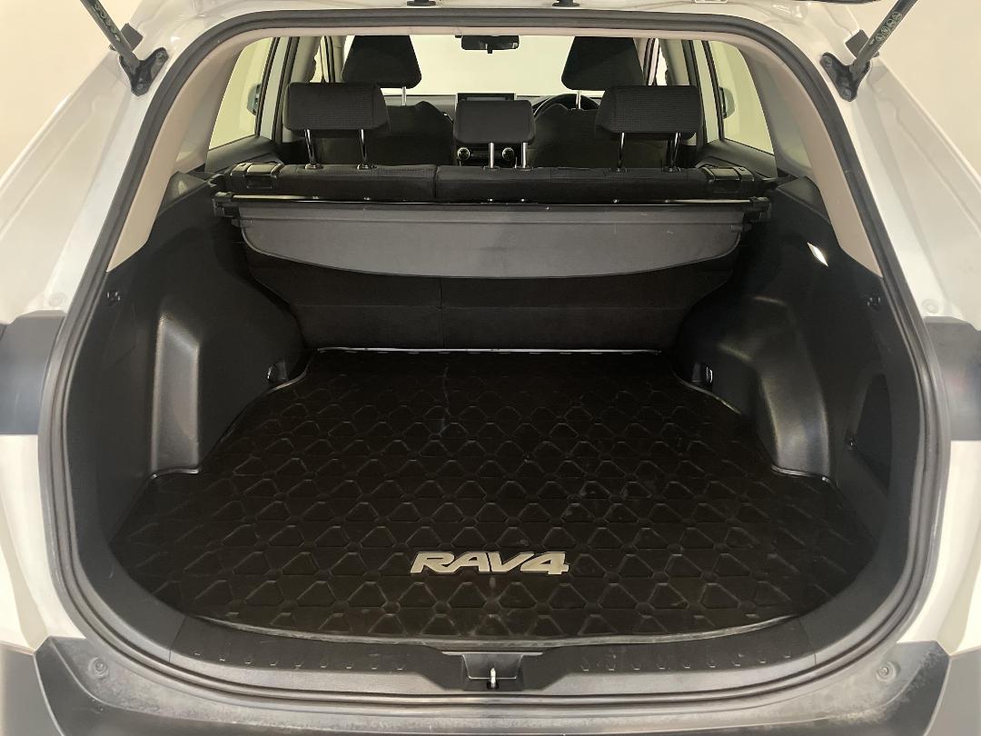 Photo '14' of Toyota Rav4 Photo '14' of Toyota Rav4