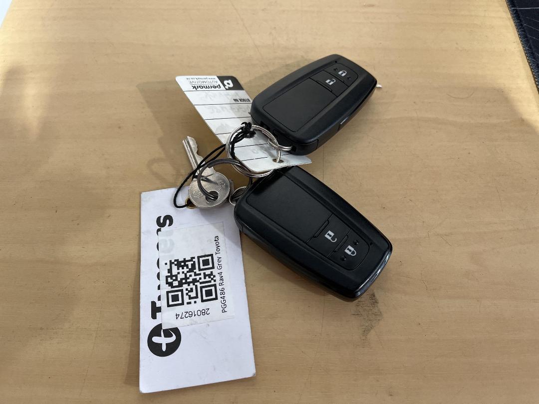 Photo '22' of Toyota Rav4