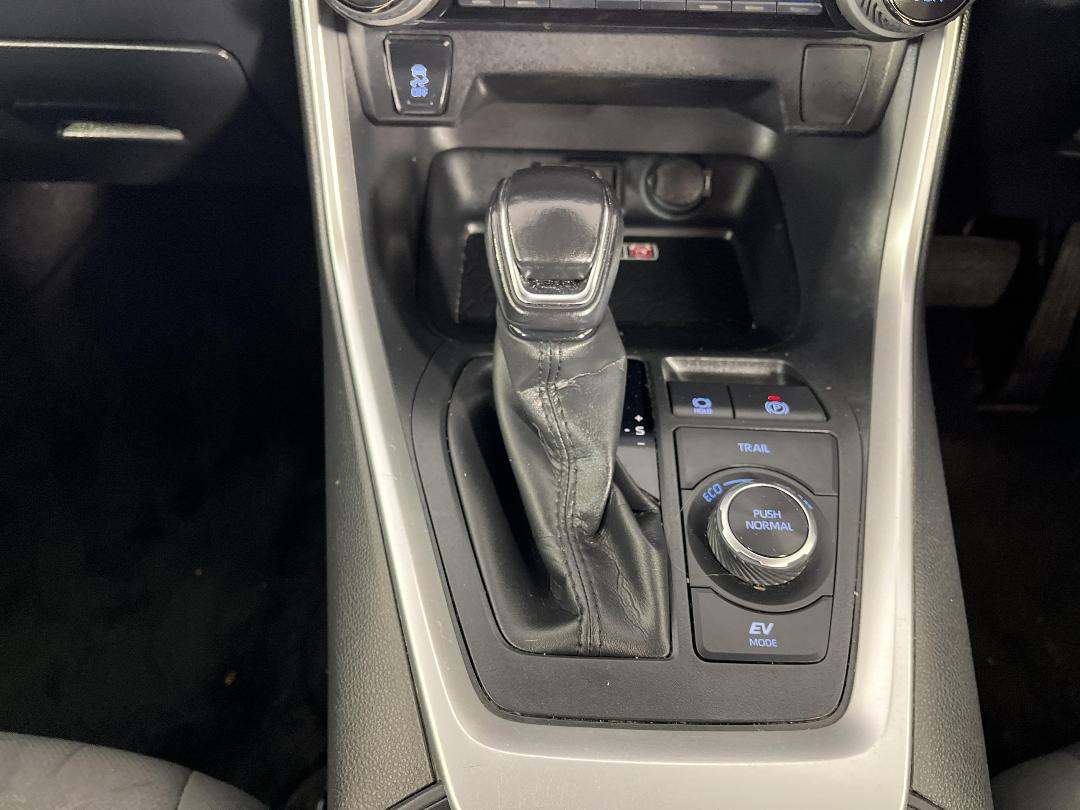 Photo '18' of Toyota Rav4