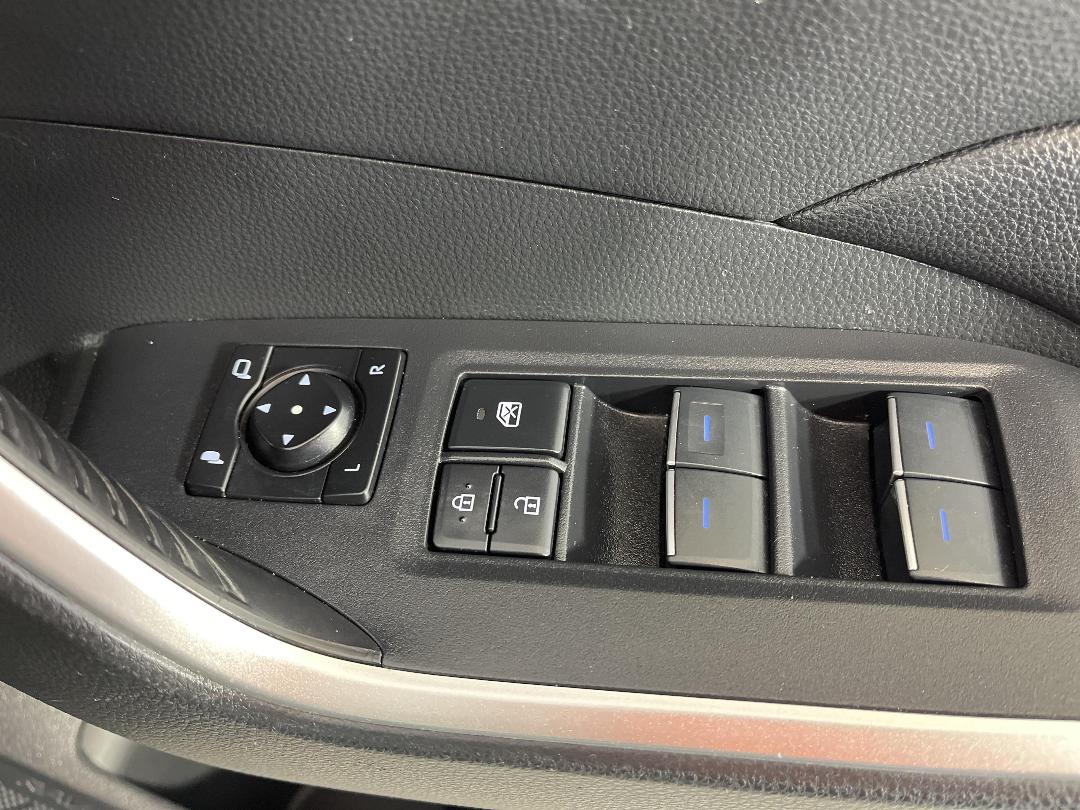 Photo '23' of Toyota Rav4