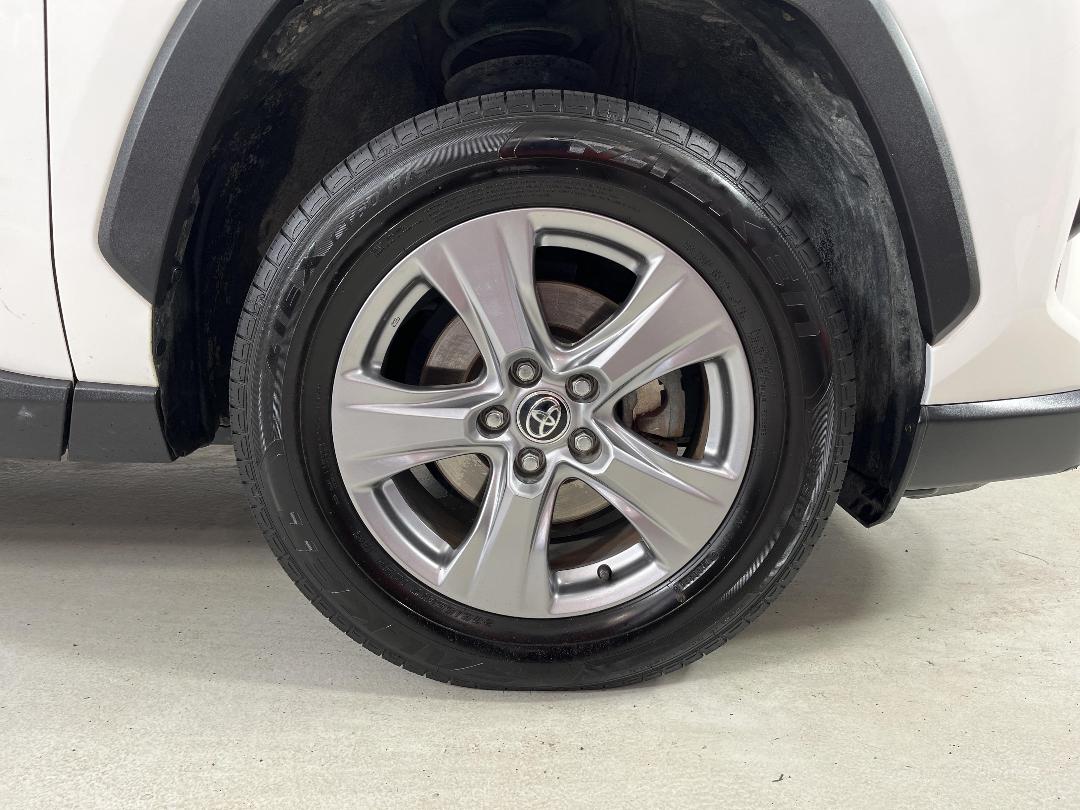 Photo '9' of Toyota Rav4