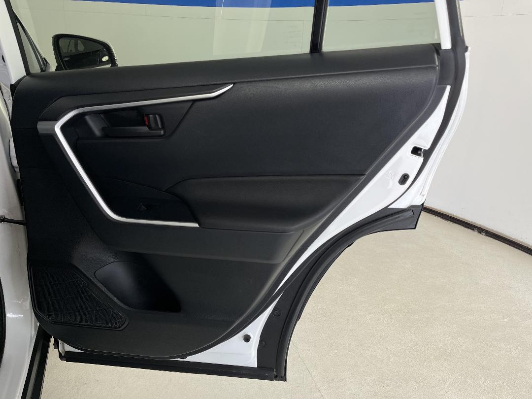 Photo '19' of Toyota Rav4