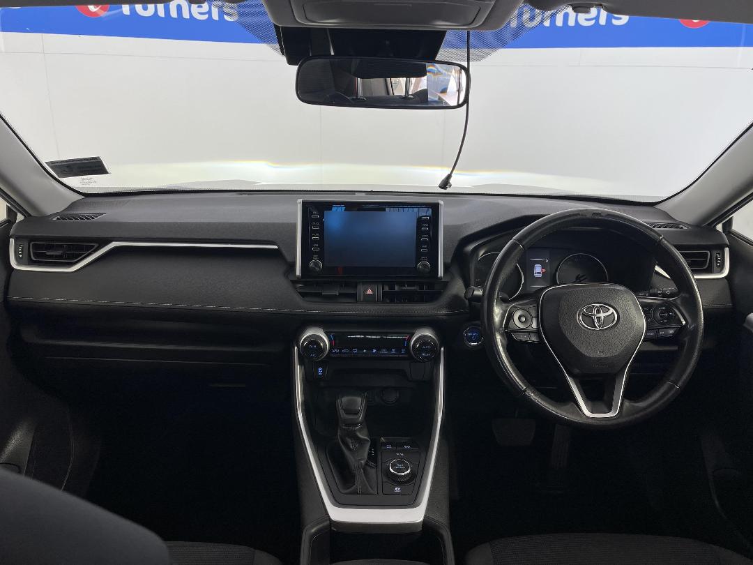 Photo '17' of Toyota Rav4