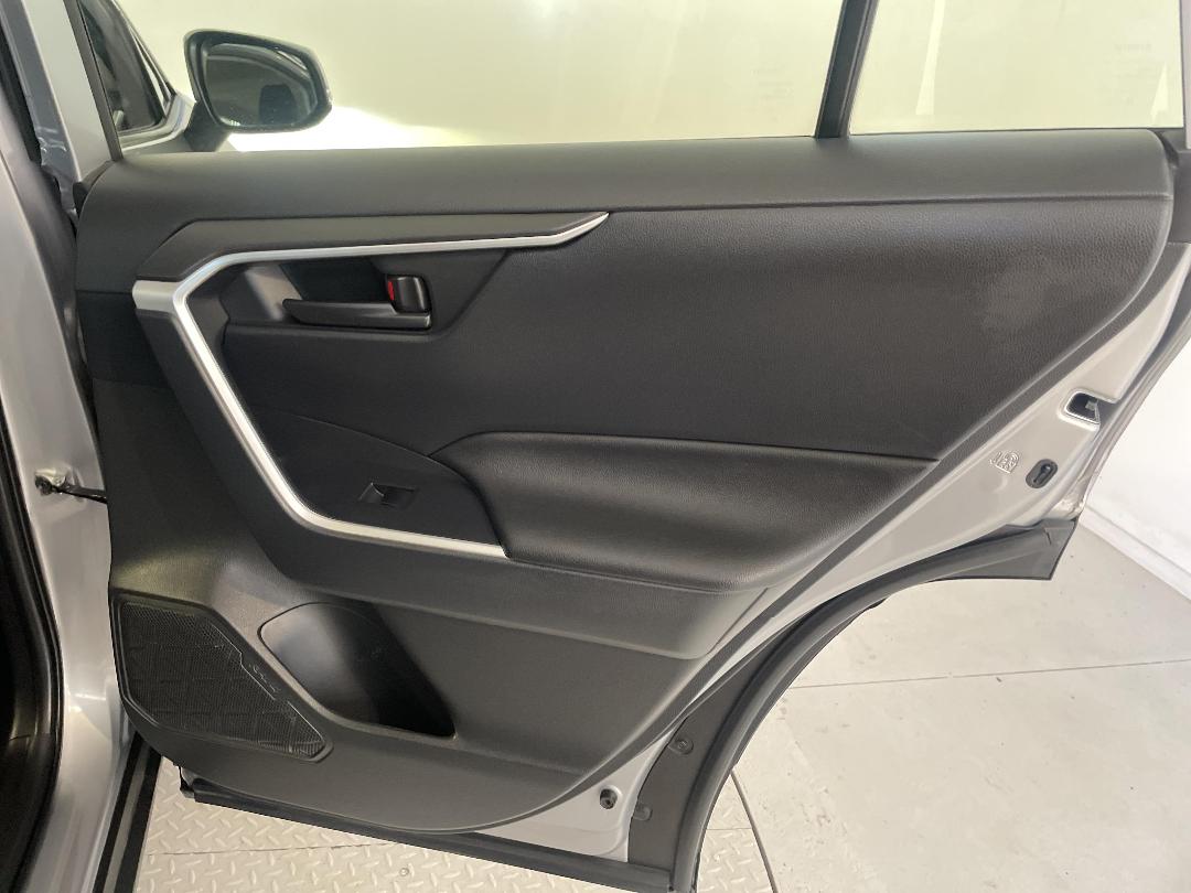 Photo '19' of Toyota Rav4 Photo '19' of Toyota Rav4