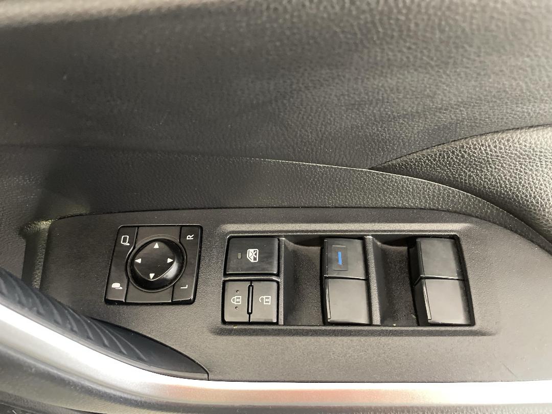 Photo '23' of Toyota Rav4 Photo '23' of Toyota Rav4