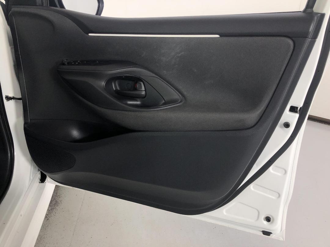 Photo '15' of Toyota Yaris Photo '15' of Toyota Yaris