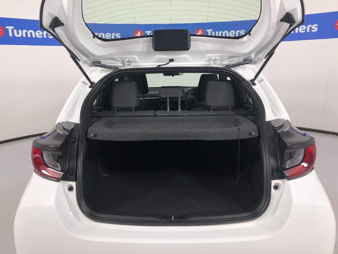 Photo '14' of Toyota Yaris Photo '14' of Toyota Yaris