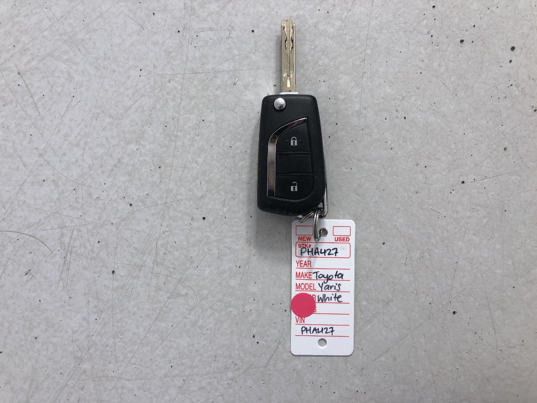 Photo '22' of Toyota Yaris Photo '22' of Toyota Yaris