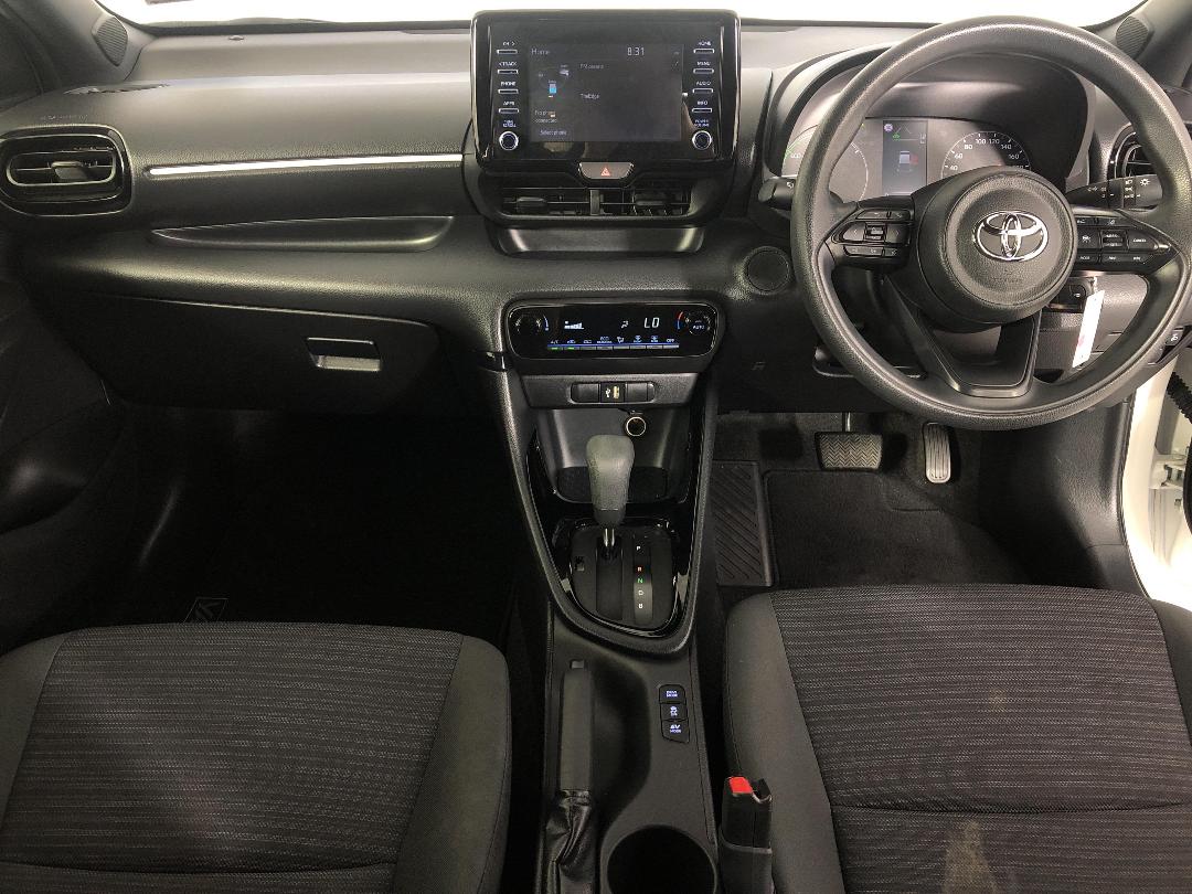 Photo '17' of Toyota Yaris Photo '17' of Toyota Yaris