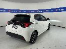 Thumbnail '7' of Toyota Yaris