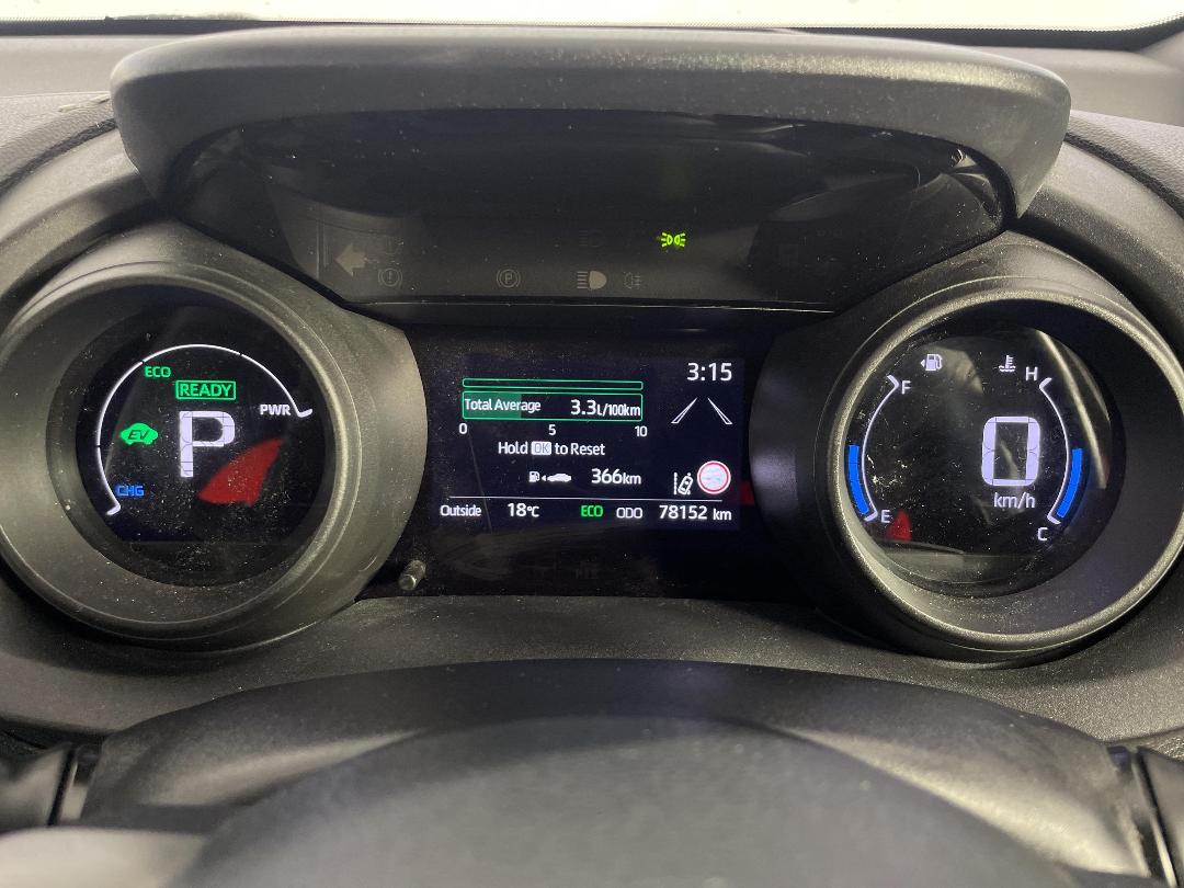 Photo '21' of Toyota Yaris