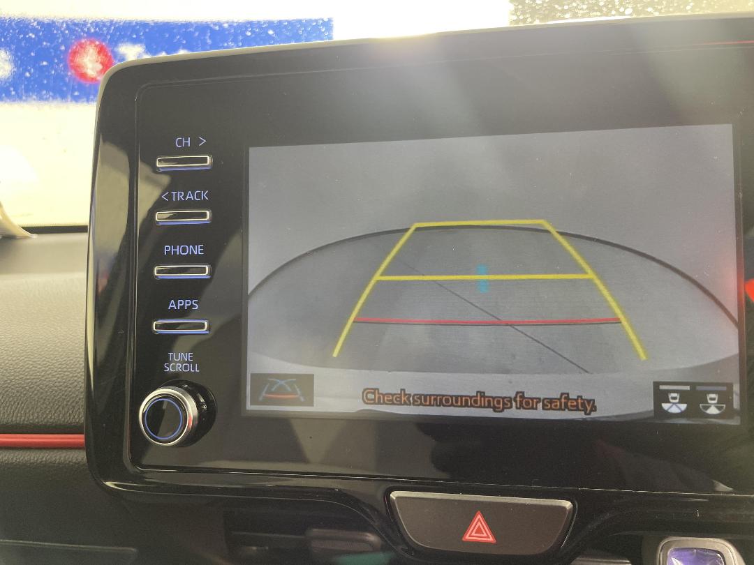 Photo '24' of Toyota Yaris