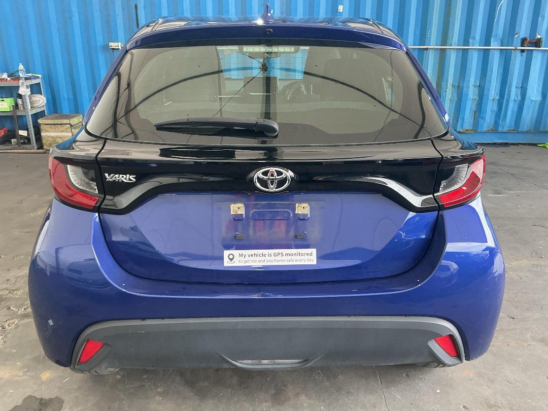 Photo '4' of Toyota Yaris GX