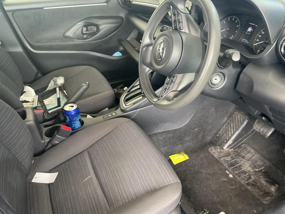 Photo '7' of Toyota Yaris GX