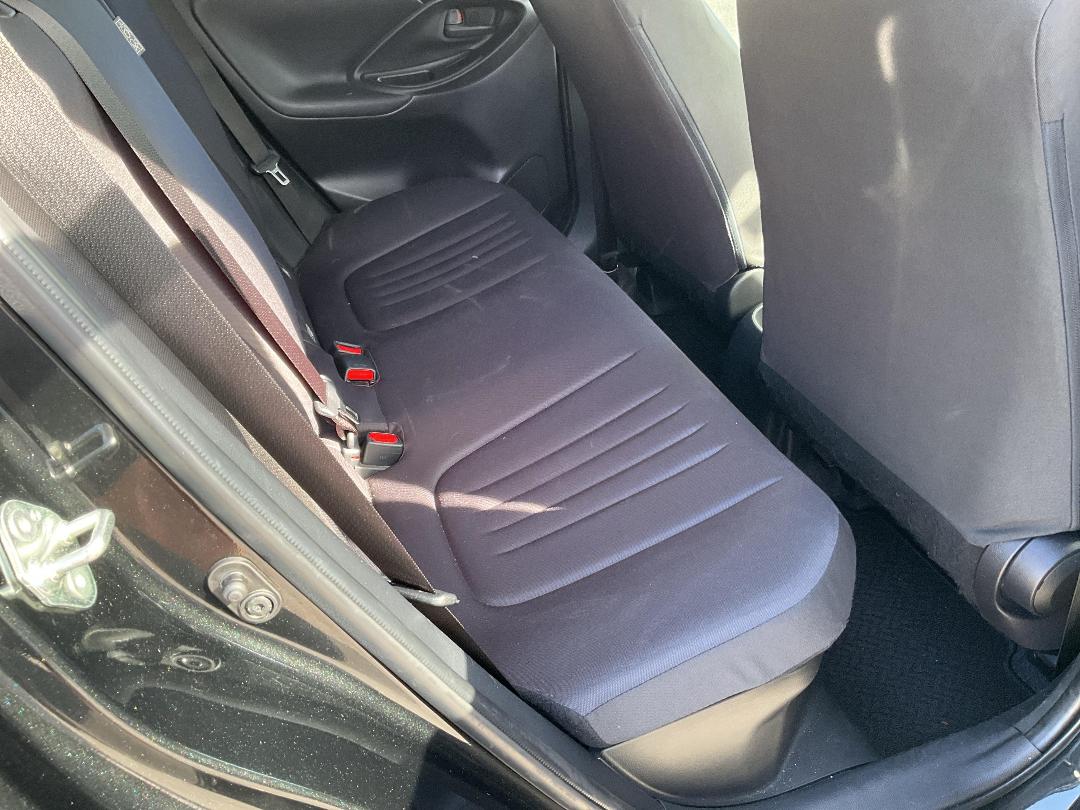 Photo '13' of Toyota Yaris Cross