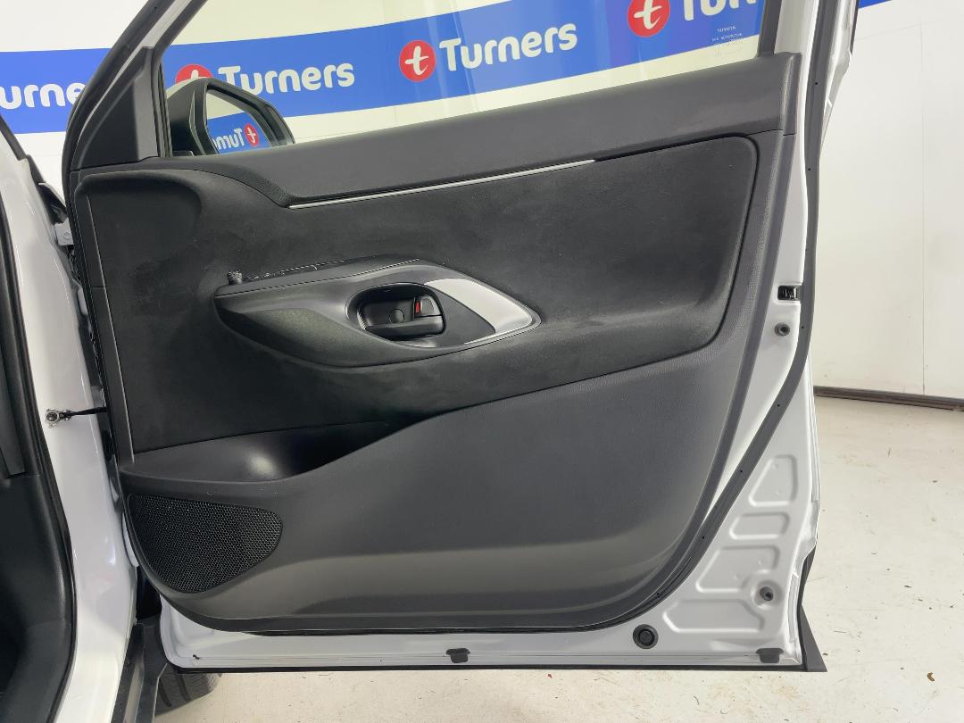 Photo '15' of Toyota Yaris Cross Photo '15' of Toyota Yaris Cross