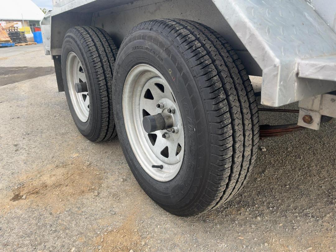 Photo '16' of TRAILER BST2022D Flat Deck - Tandem Photo '16' of TRAILER BST2022D Flat Deck - Tandem