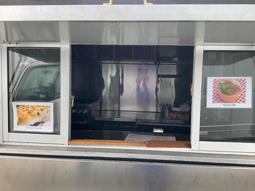 Photo '6' of TRAILER FOOD TRAILER