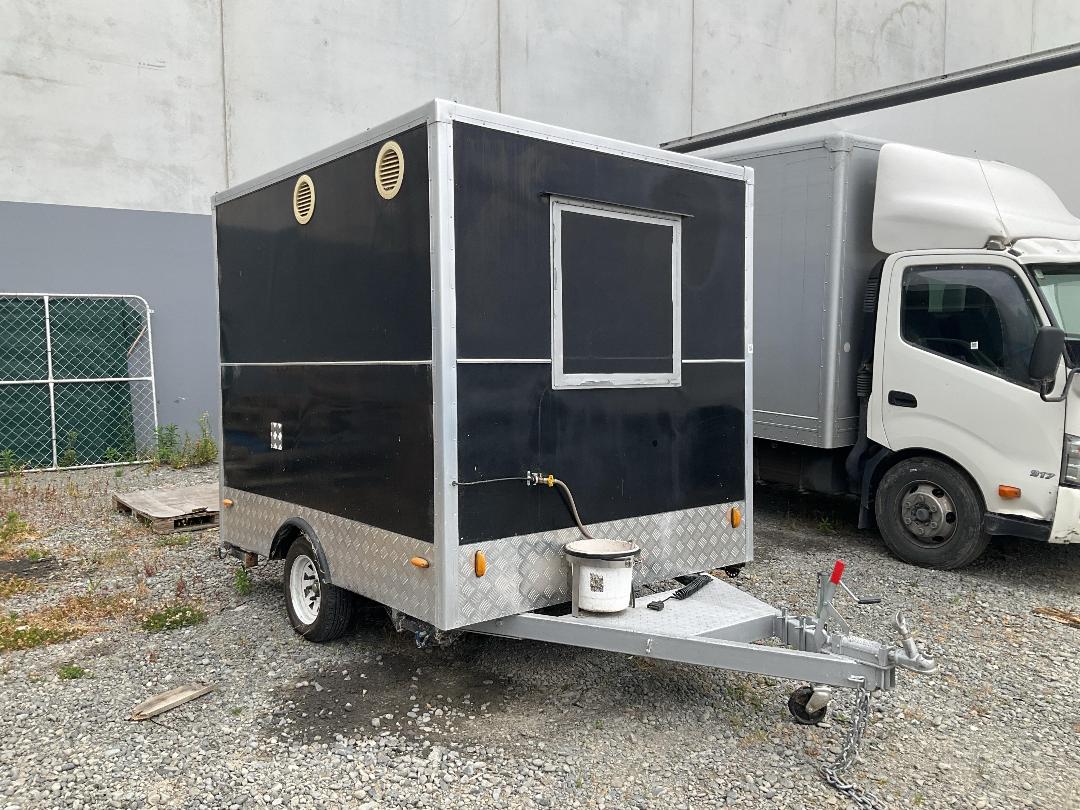 Photo '5' of TRAILER FOOD TRAILER