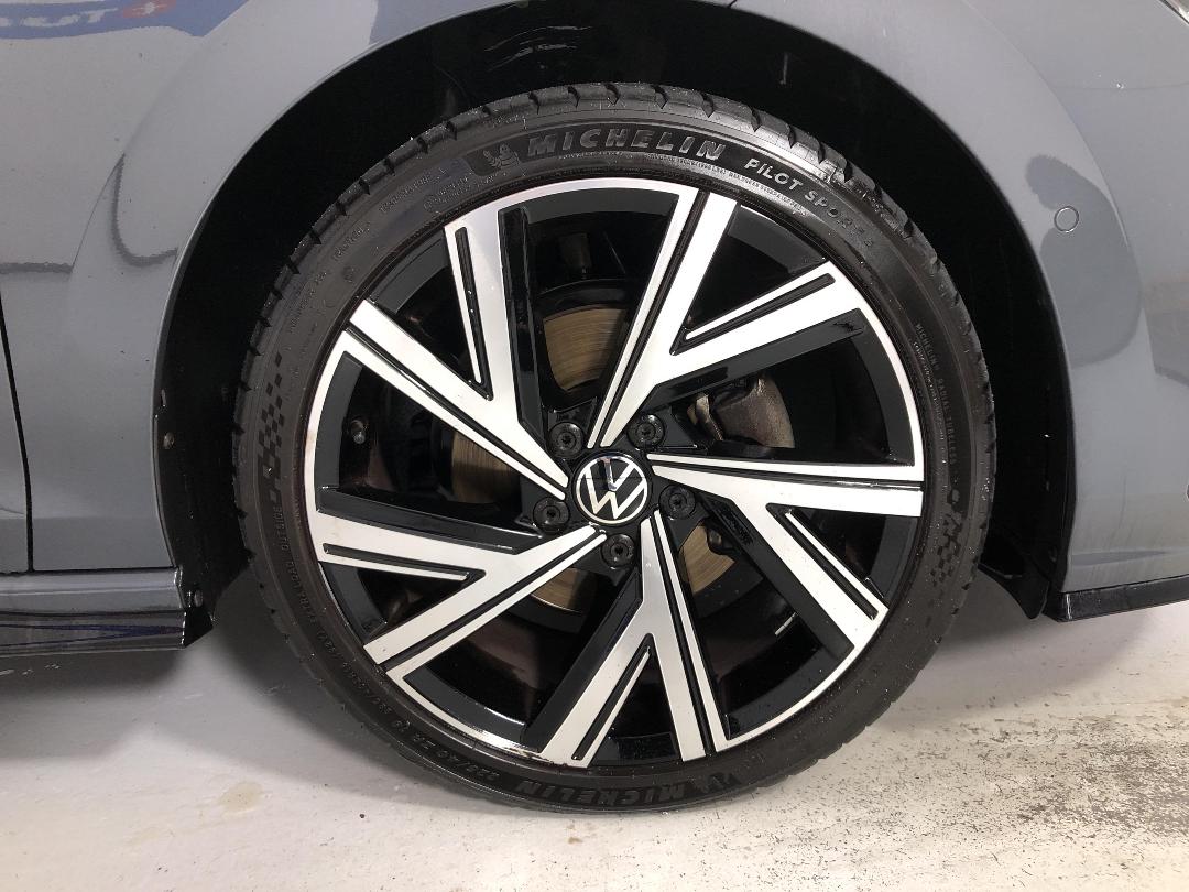 Photo '9' of Volkswagen Golf Photo '9' of Volkswagen Golf