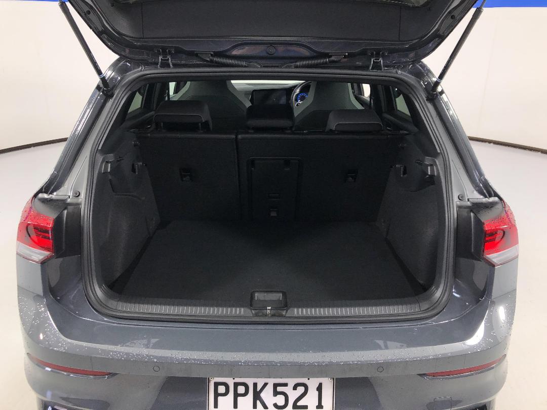 Photo '14' of Volkswagen Golf Photo '14' of Volkswagen Golf