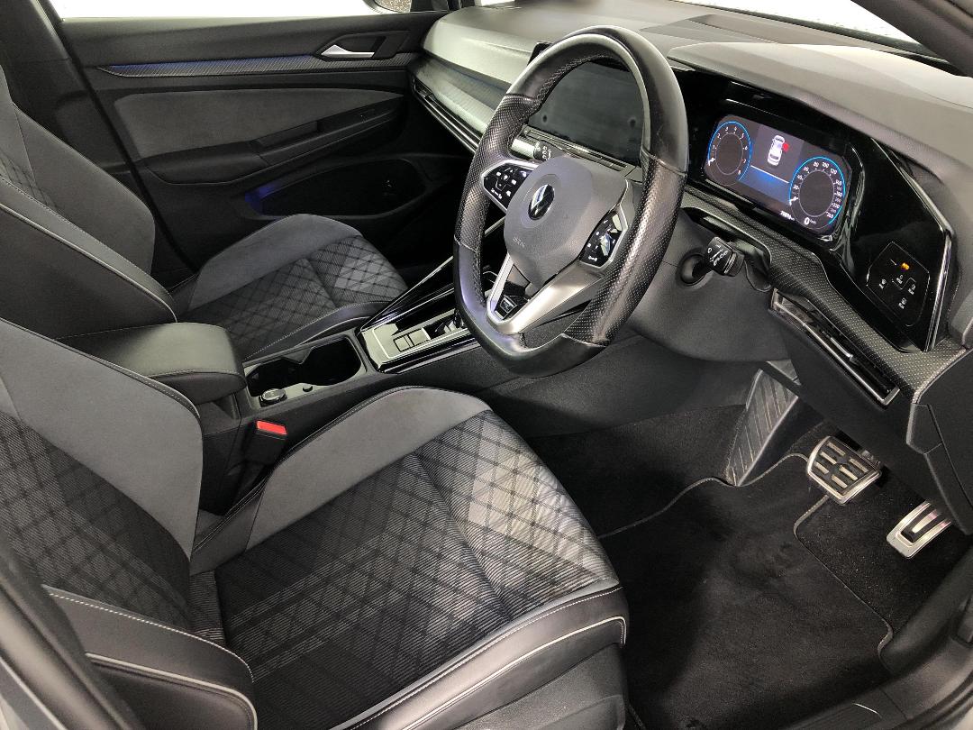 Photo '16' of Volkswagen Golf Photo '16' of Volkswagen Golf