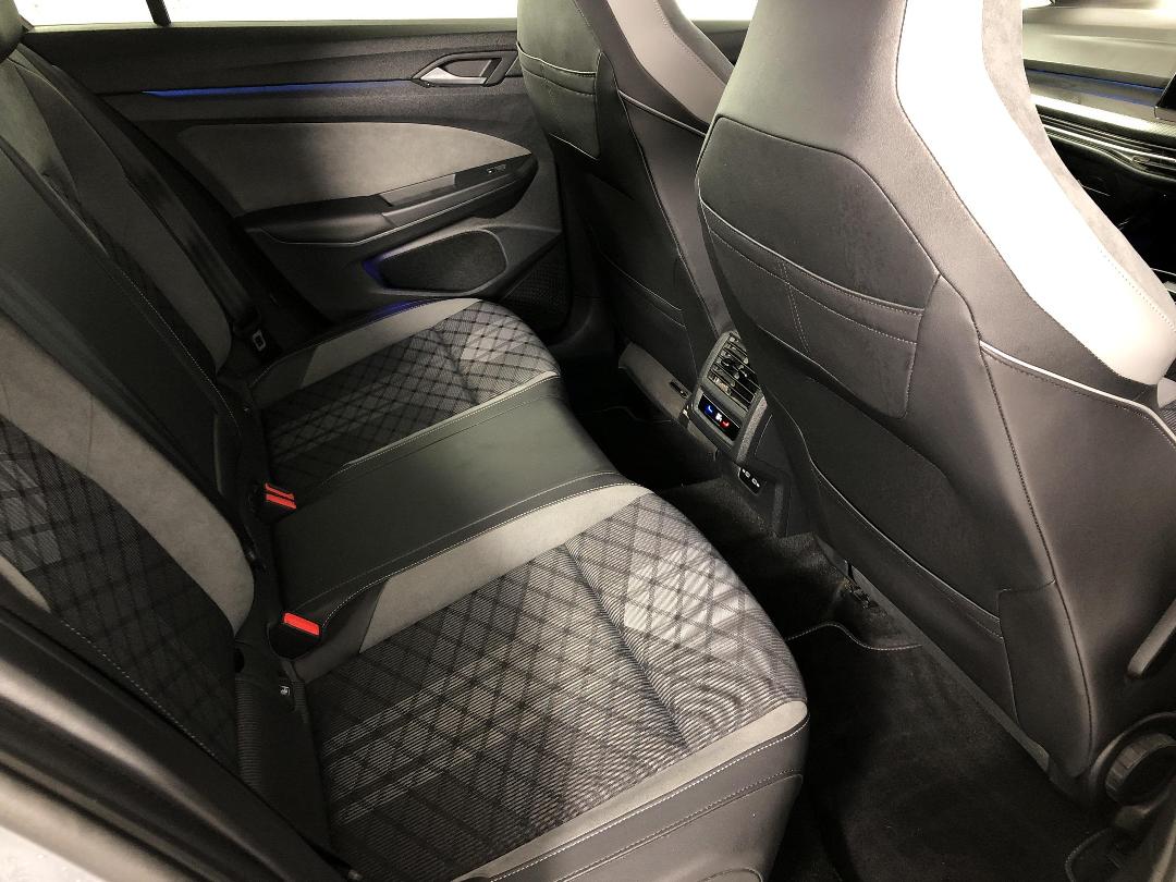 Photo '20' of Volkswagen Golf Photo '20' of Volkswagen Golf