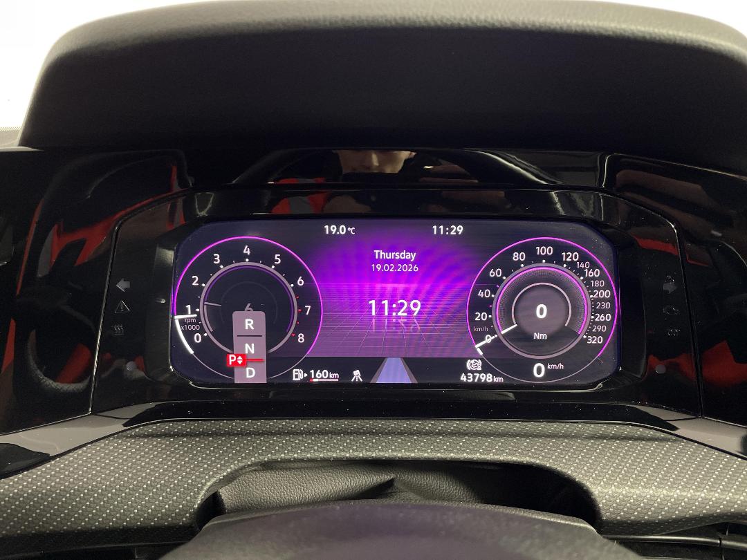 Photo '21' of Volkswagen Golf Photo '21' of Volkswagen Golf