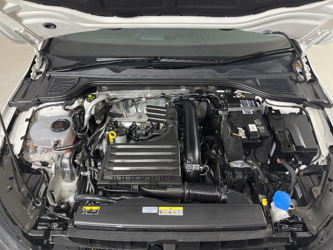 Photo '13' of Volkswagen Golf Photo '13' of Volkswagen Golf