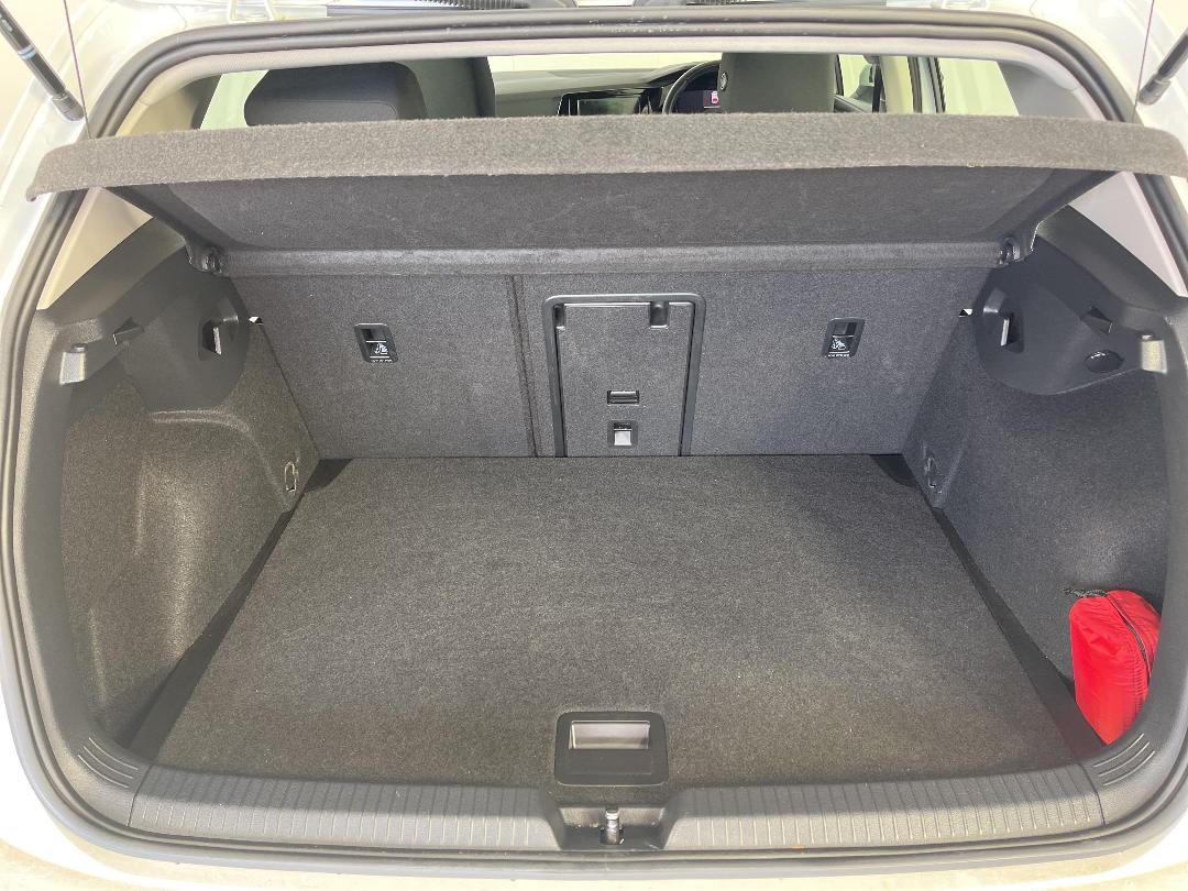 Photo '14' of Volkswagen Golf Photo '14' of Volkswagen Golf