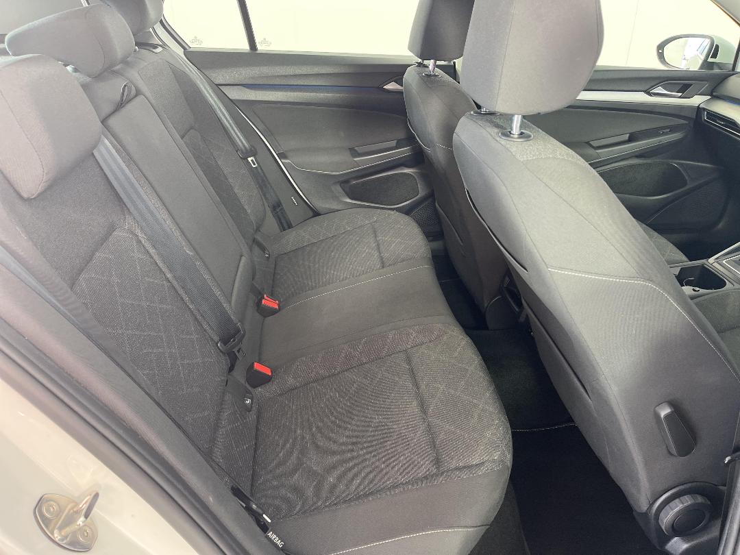 Photo '20' of Volkswagen Golf Photo '20' of Volkswagen Golf