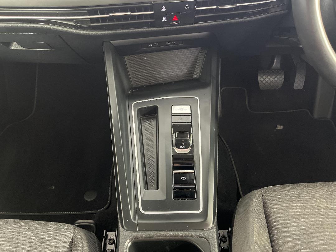 Photo '18' of Volkswagen Golf Photo '18' of Volkswagen Golf