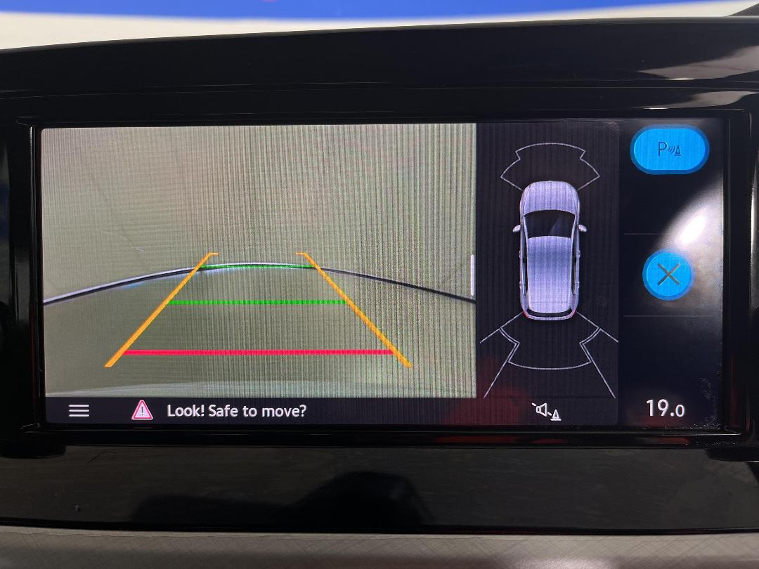 Photo '23' of Volkswagen Golf Photo '23' of Volkswagen Golf