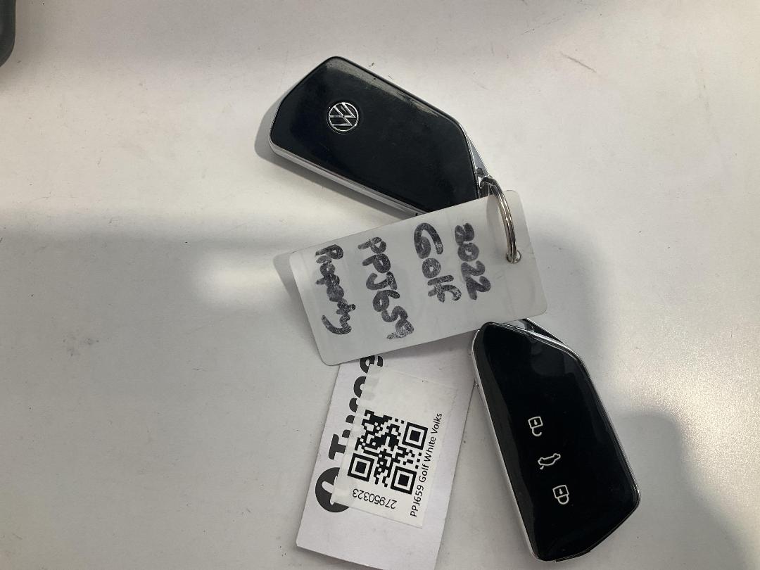 Photo '22' of Volkswagen Golf Photo '22' of Volkswagen Golf