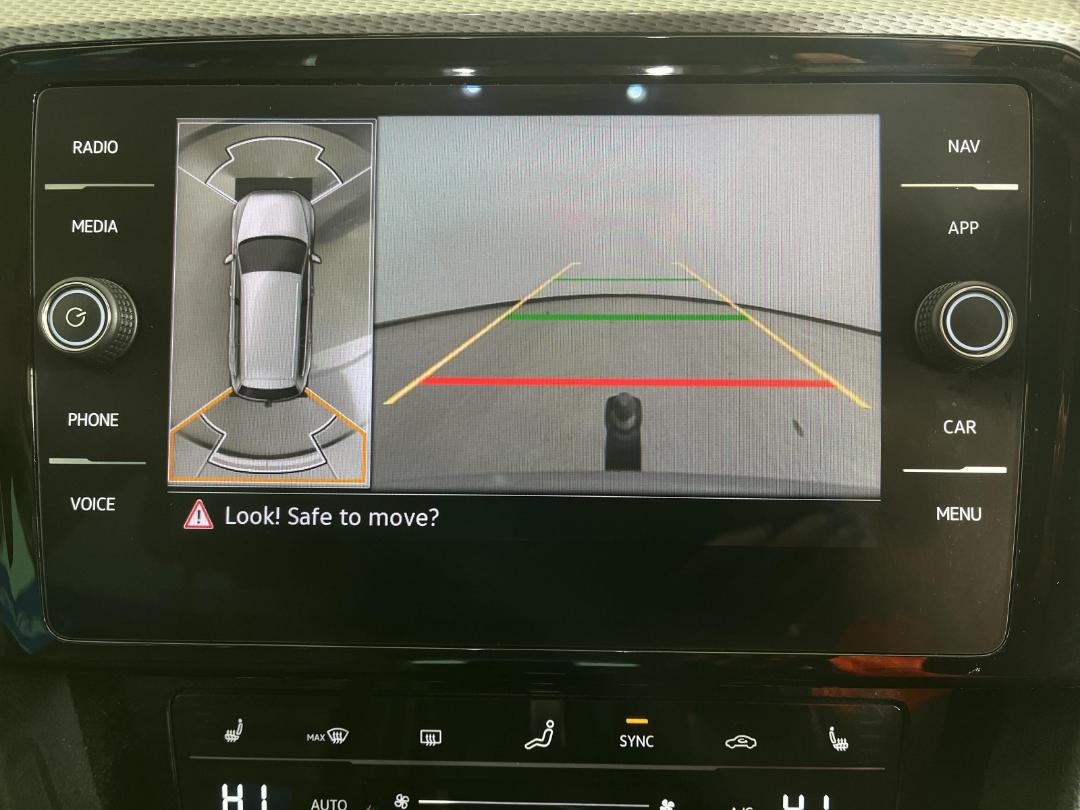 Photo '29' of Volkswagen Passat