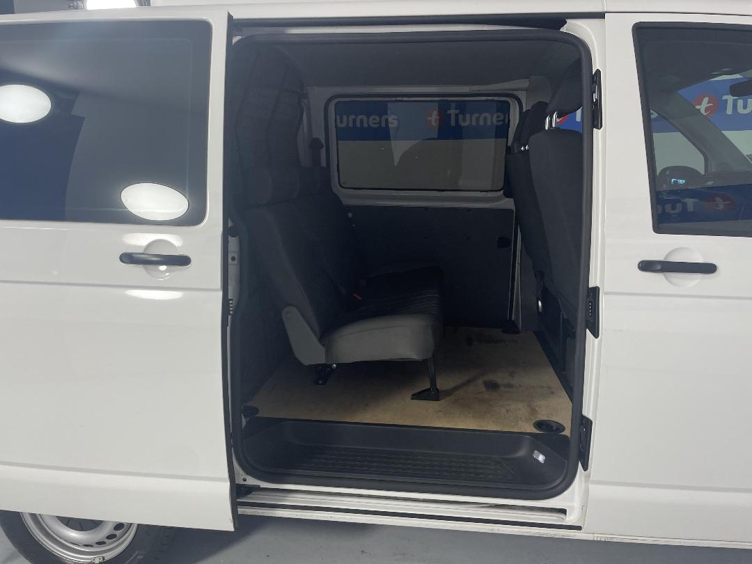 Photo '19' of Volkswagen T6