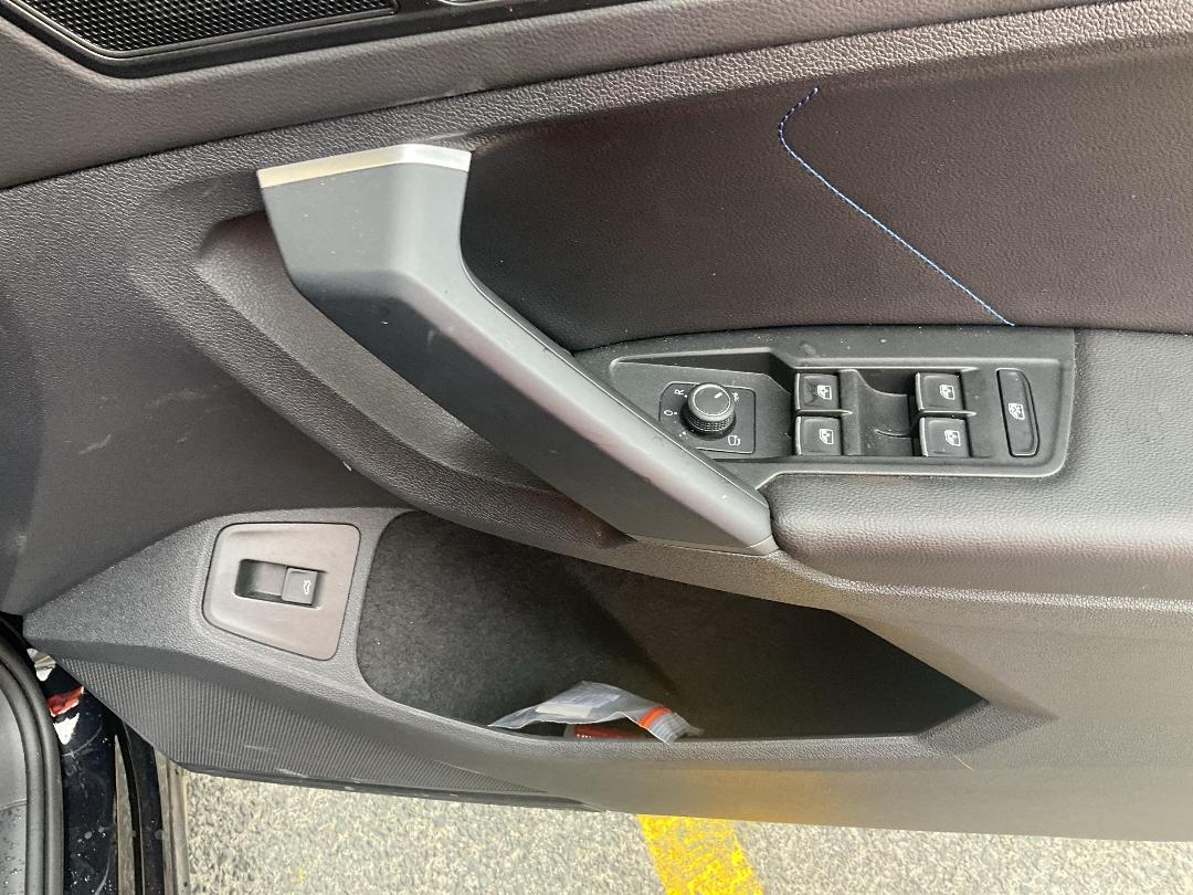 Photo '8' of Volkswagen Tiguan TSI R 4WD