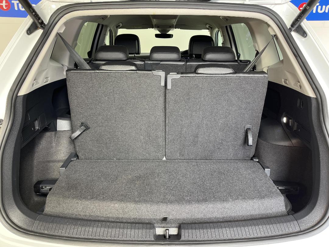 Photo '14' of Volkswagen Tiguan Photo '14' of Volkswagen Tiguan