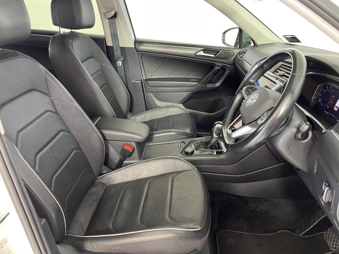 Photo '16' of Volkswagen Tiguan Photo '16' of Volkswagen Tiguan