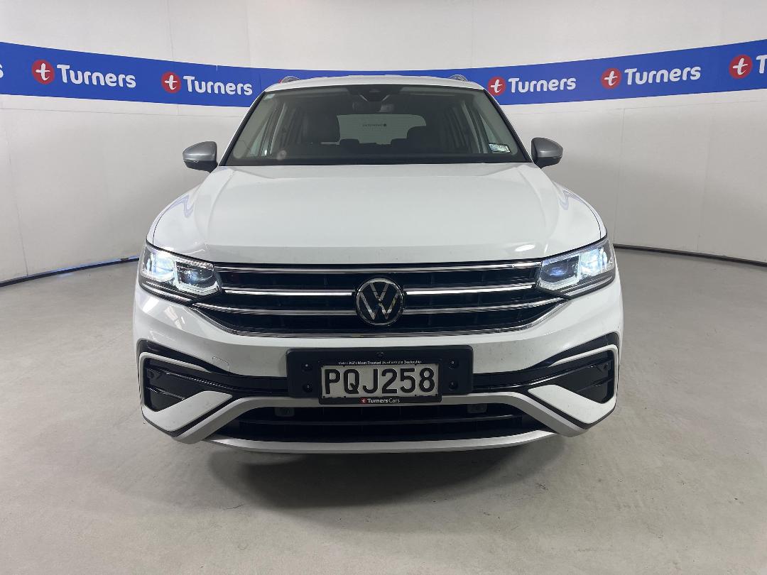 Photo '2' of Volkswagen Tiguan Photo '2' of Volkswagen Tiguan