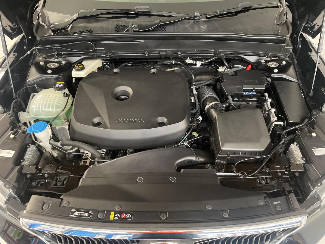 Photo '13' of Volvo XC40