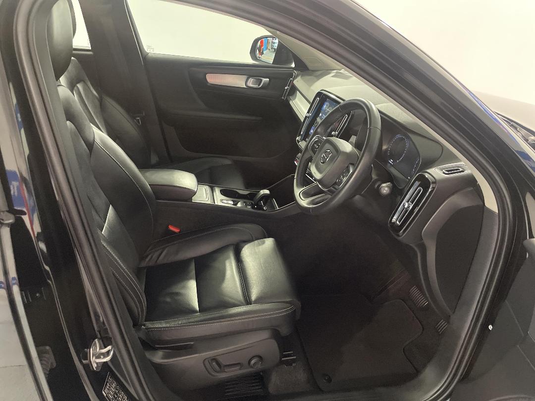 Photo '16' of Volvo XC40