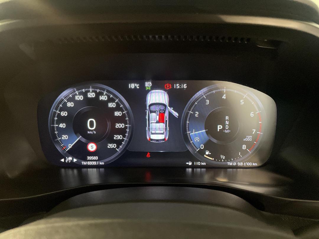 Photo '21' of Volvo XC40