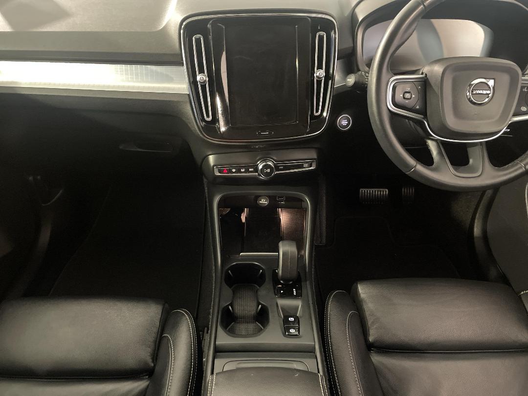 Photo '18' of Volvo XC40