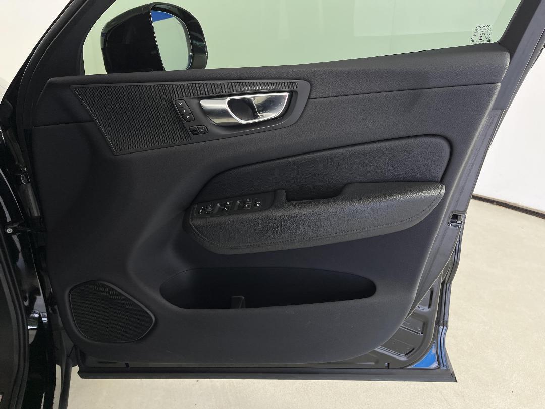 Photo '15' of Volvo XC60 Photo '15' of Volvo XC60